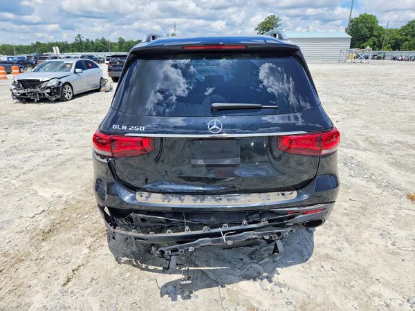 2020 MERCEDES-BENZ GLB GLB250