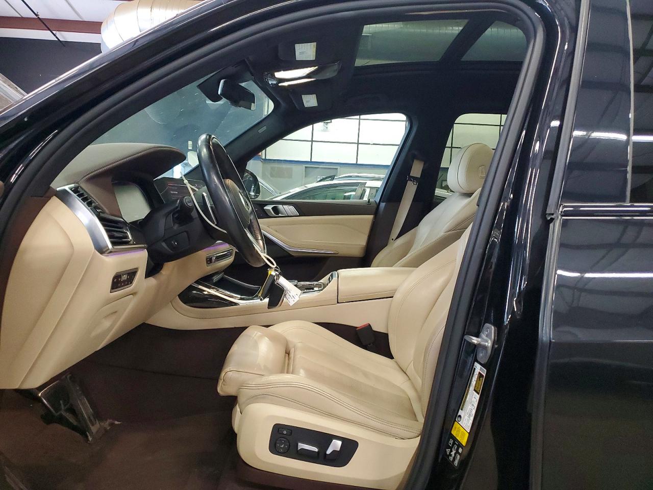 2019 BMW X7 xDrive40i