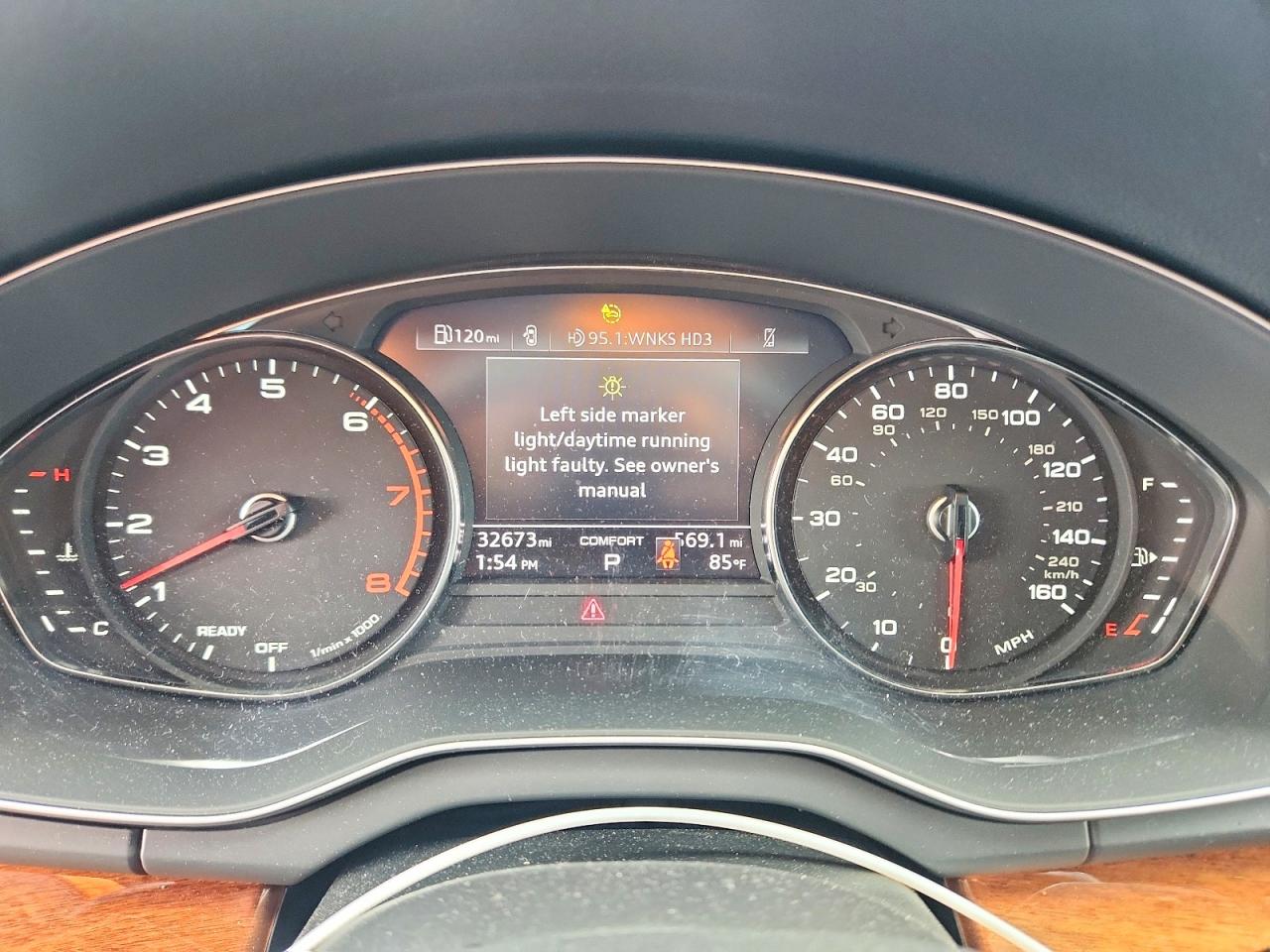 2023 AUDI Q5 S Line quattro Premium