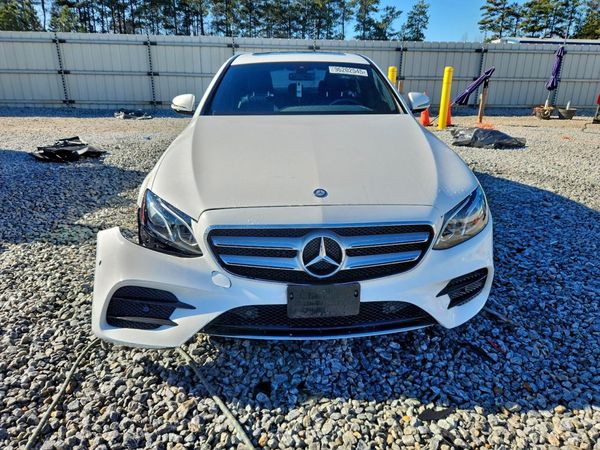 2017 MERCEDES-BENZ E
