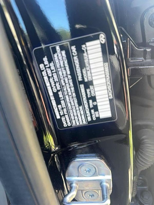 2019 INFINITI QX30