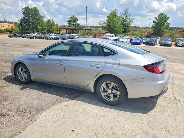 2021 HYUNDAI SONATA SE
