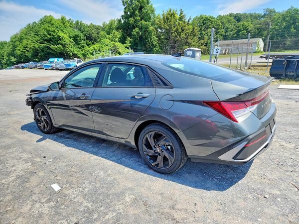 2026 HYUNDAI ELANTRA HYBRID