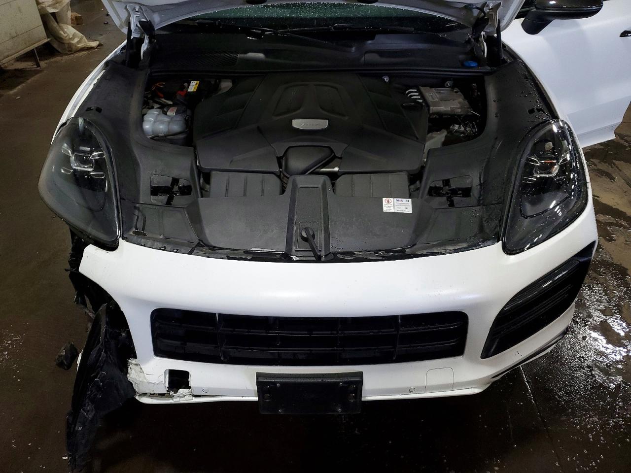 2021 PORSCHE CAYENNE Coupe