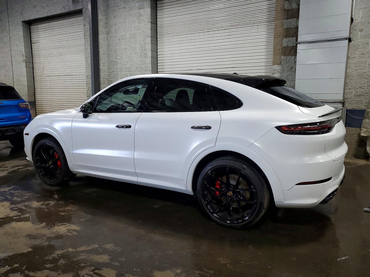 2021 PORSCHE CAYENNE Coupe