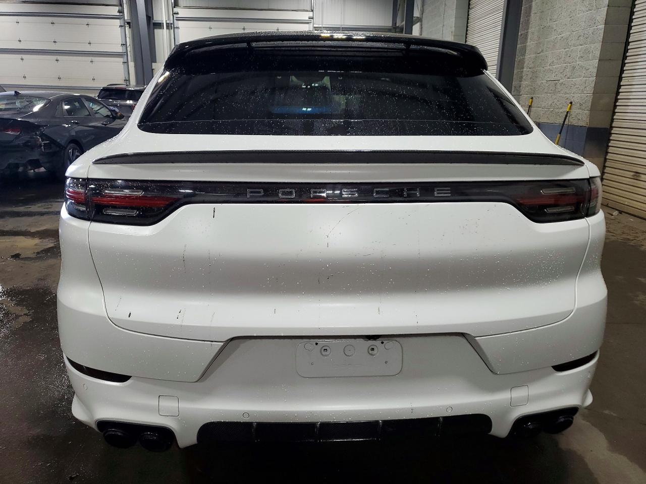 2021 PORSCHE CAYENNE Coupe