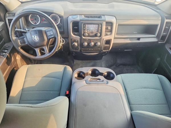 2016 RAM 1500 ST