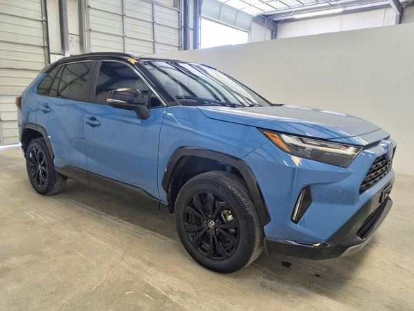 2023 TOYOTA RAV4 XSE — Passenger 3/4