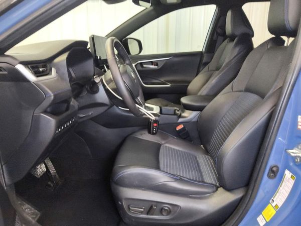 2023 TOYOTA RAV4 XSE — DENT