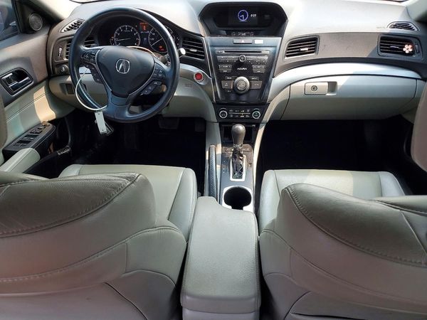 2017 ACURA ILX Base/Acura Watch Plus