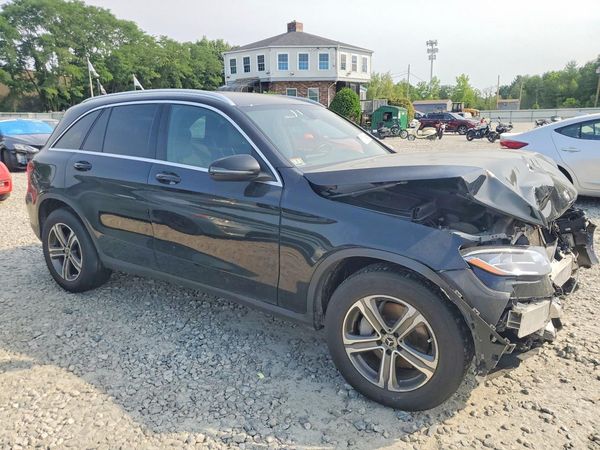 2020 MERCEDES-BENZ GLC GLC300-4M