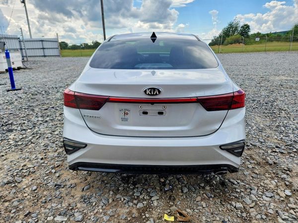 2021 KIA FORTE FE, LXS