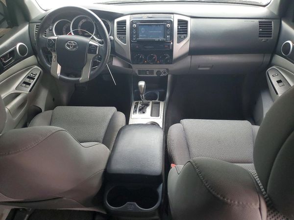 2015 TOYOTA TACOMA