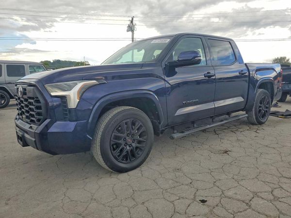 2022 TOYOTA TUNDRA
