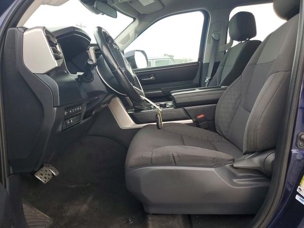 2022 TOYOTA TUNDRA SR5 — DENT