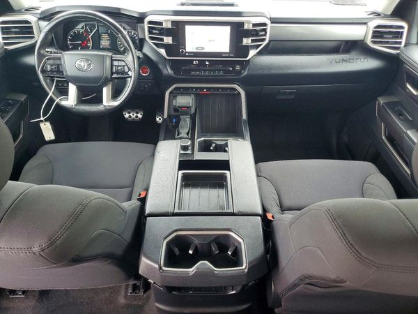 2022 TOYOTA TUNDRA SR5 — CKPT