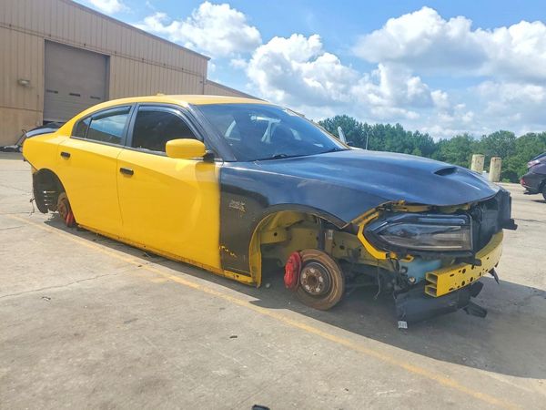 2017 DODGE CHARGER R/T 392 — Passenger 3/4