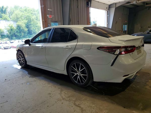 2022 TOYOTA CAMRY