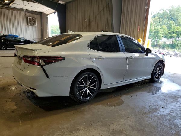 2022 TOYOTA CAMRY