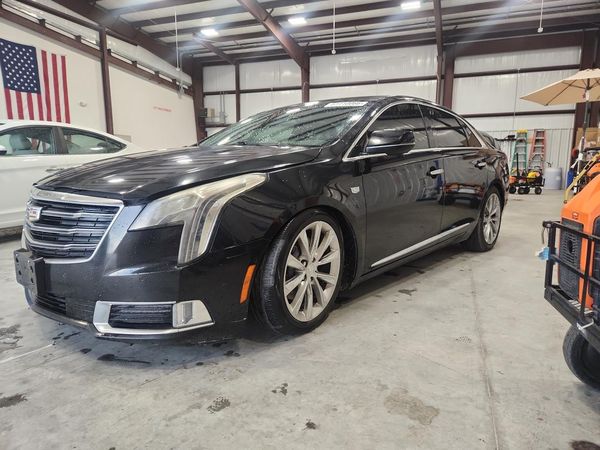 2018 CADILLAC XTS Luxury