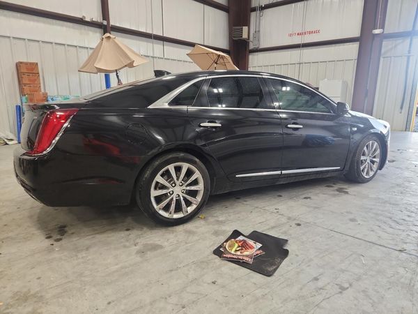 2018 CADILLAC XTS Luxury