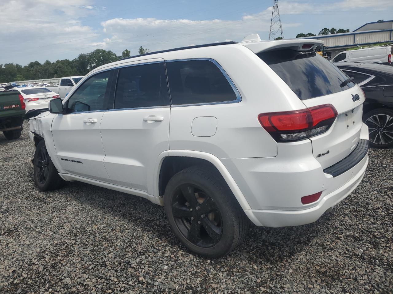 2015 JEEP GRAND CHEROKEE LAREDO 4X4