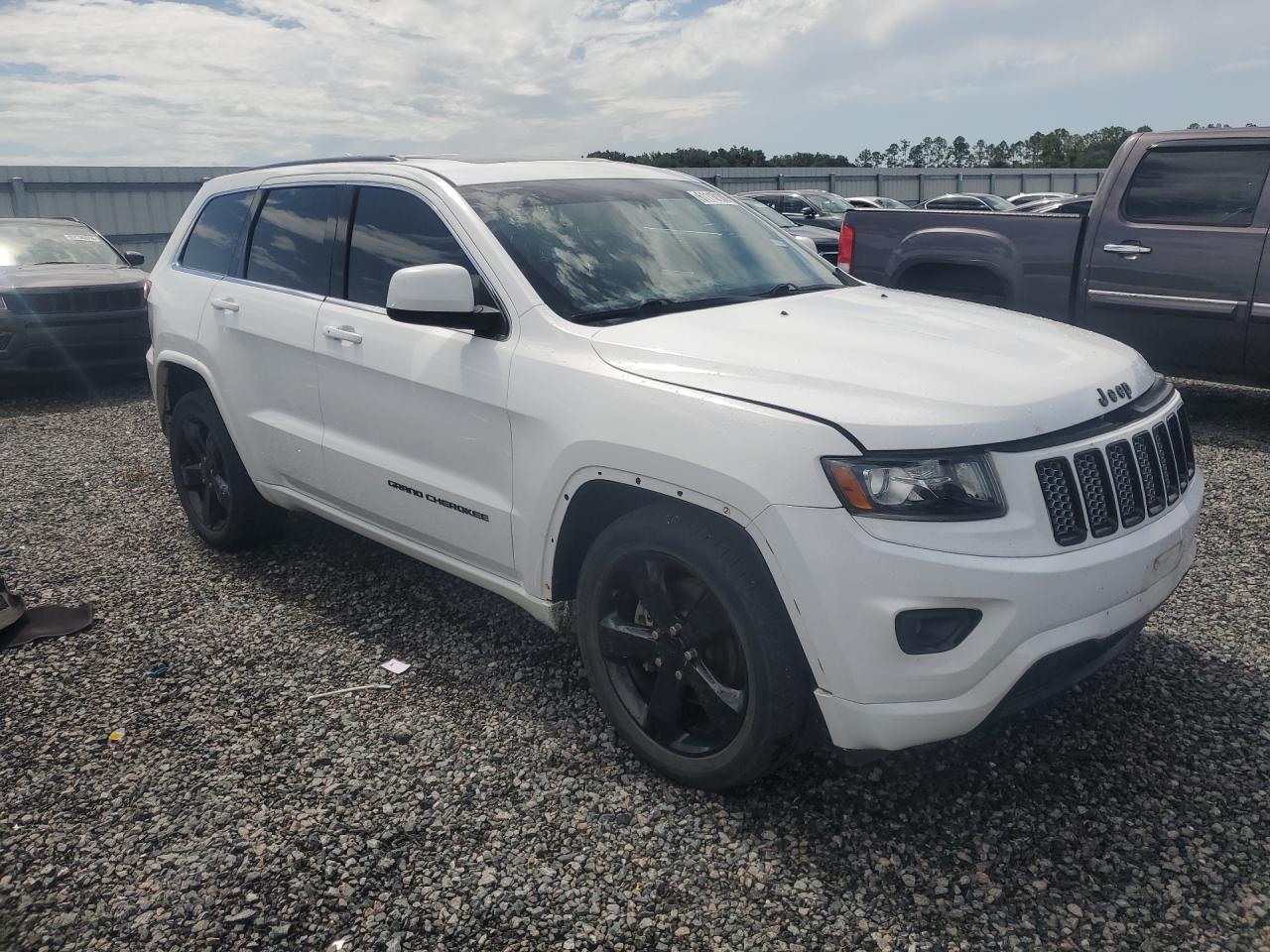 2015 JEEP GRAND CHEROKEE LAREDO 4X4