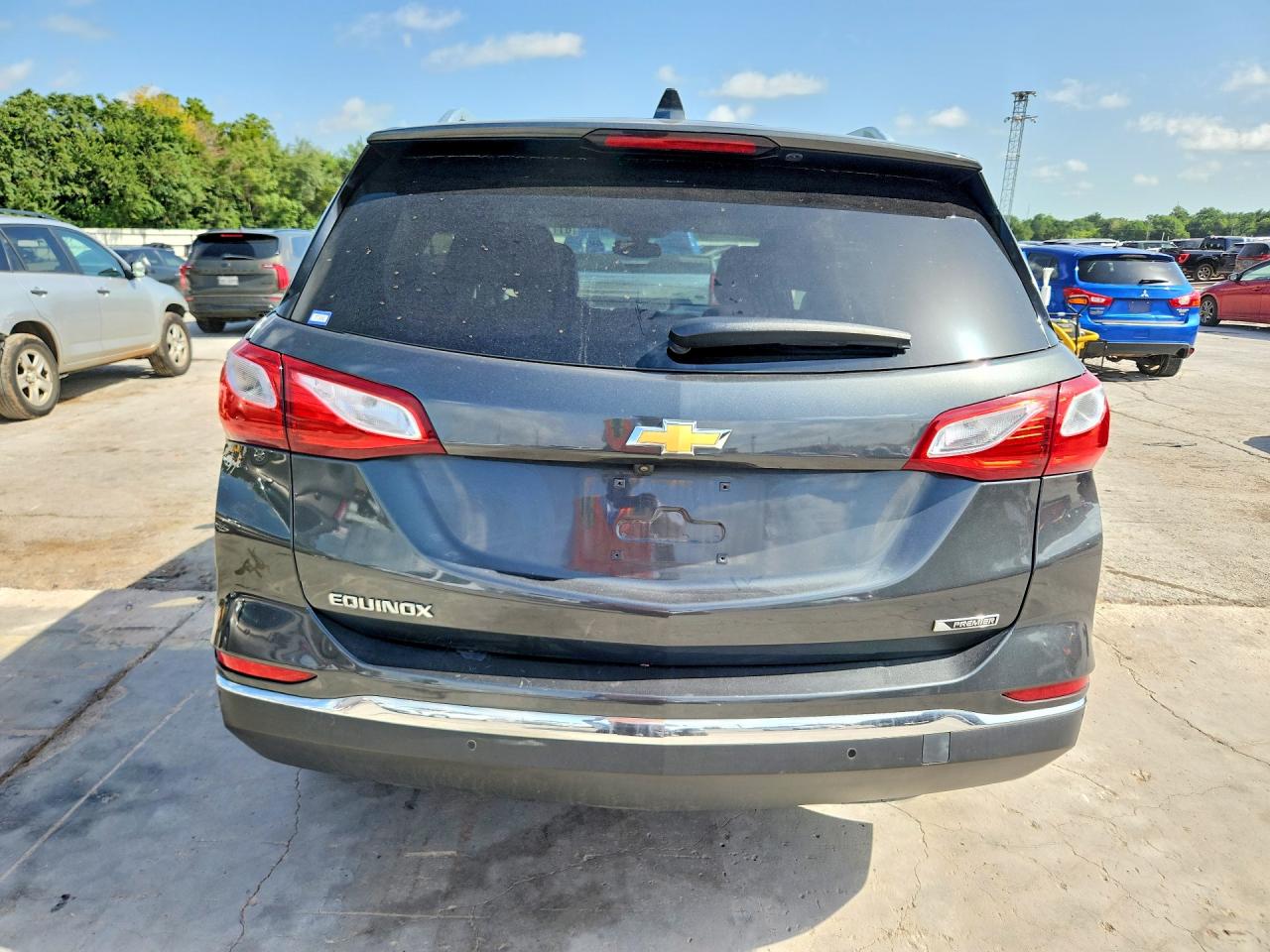 2018 CHEVROLET EQUINOX Premier (1LZ)