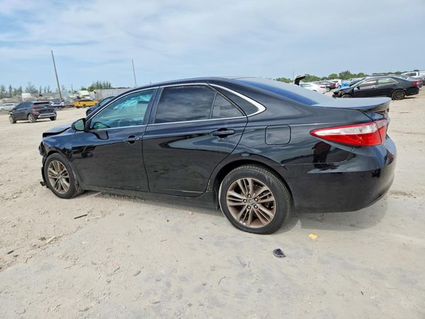 2017 TOYOTA CAMRY