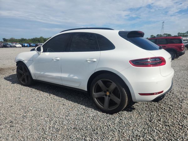 2018 PORSCHE MACAN