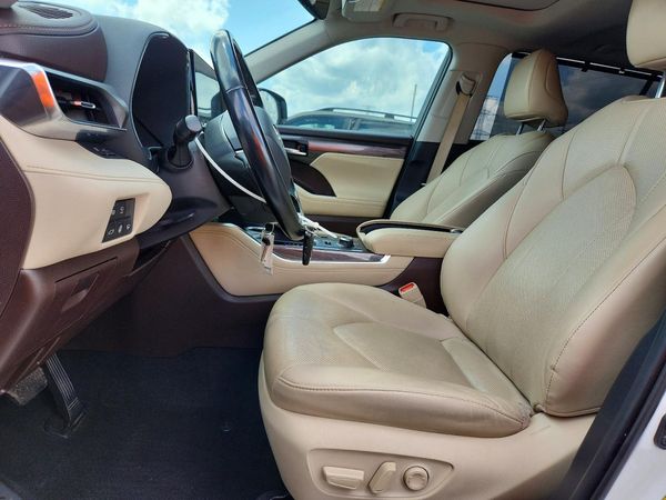 2021 TOYOTA HIGHLANDER Limited