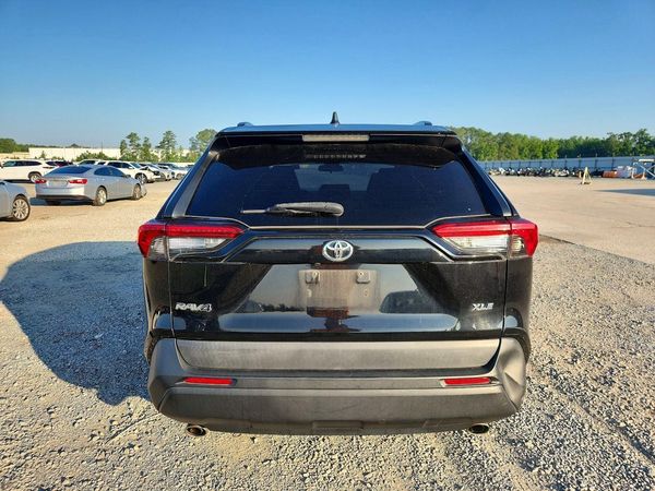 2021 TOYOTA RAV4