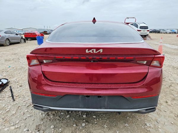 2022 KIA K5 LX