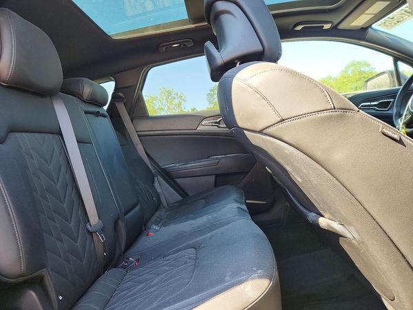 2025 KIA SPORTAGE X-Line
