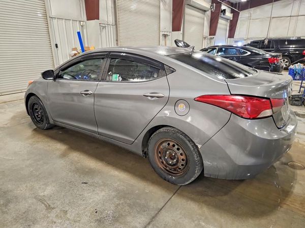 2013 HYUNDAI ELANTRA