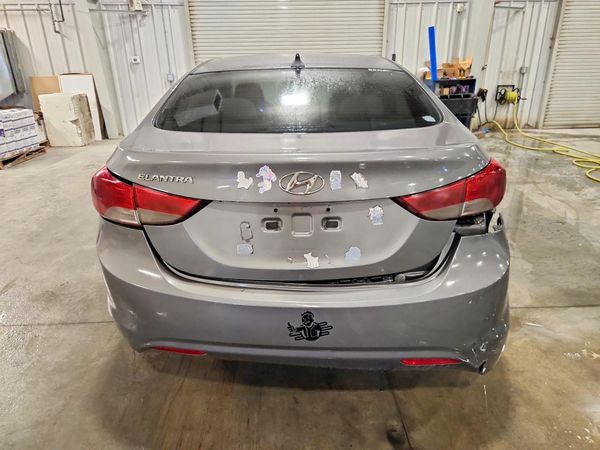 2013 HYUNDAI ELANTRA
