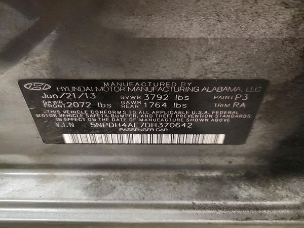 2013 HYUNDAI ELANTRA