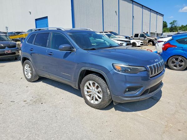 2019 JEEP CHEROKEE LATITUDE 4X4