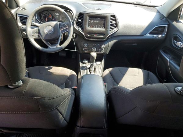 2019 JEEP CHEROKEE LATITUDE 4X4