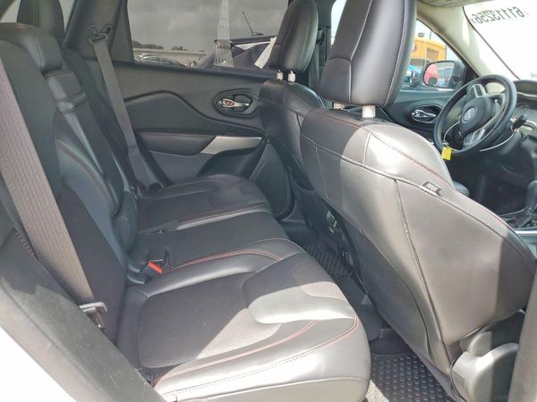 2018 JEEP CHEROKEE TRAILHAWK 4X4