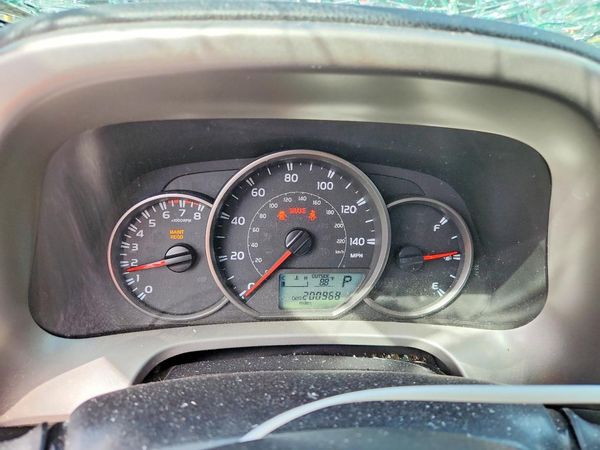 2016 TOYOTA RAV4 LE (X Grade)