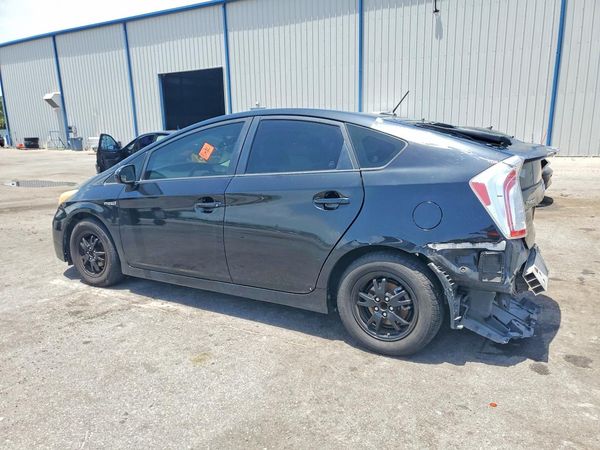 2015 TOYOTA PRIUS