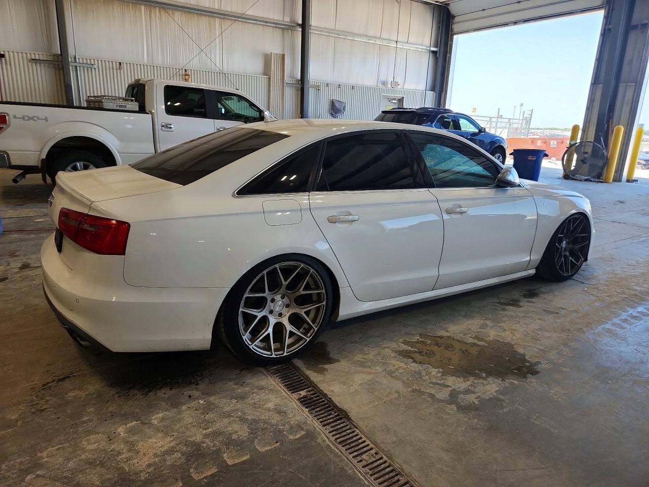 2013 AUDI S6