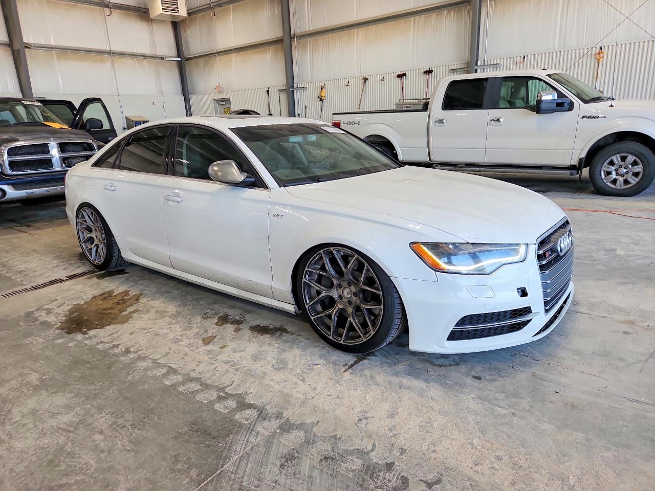 2013 AUDI S6