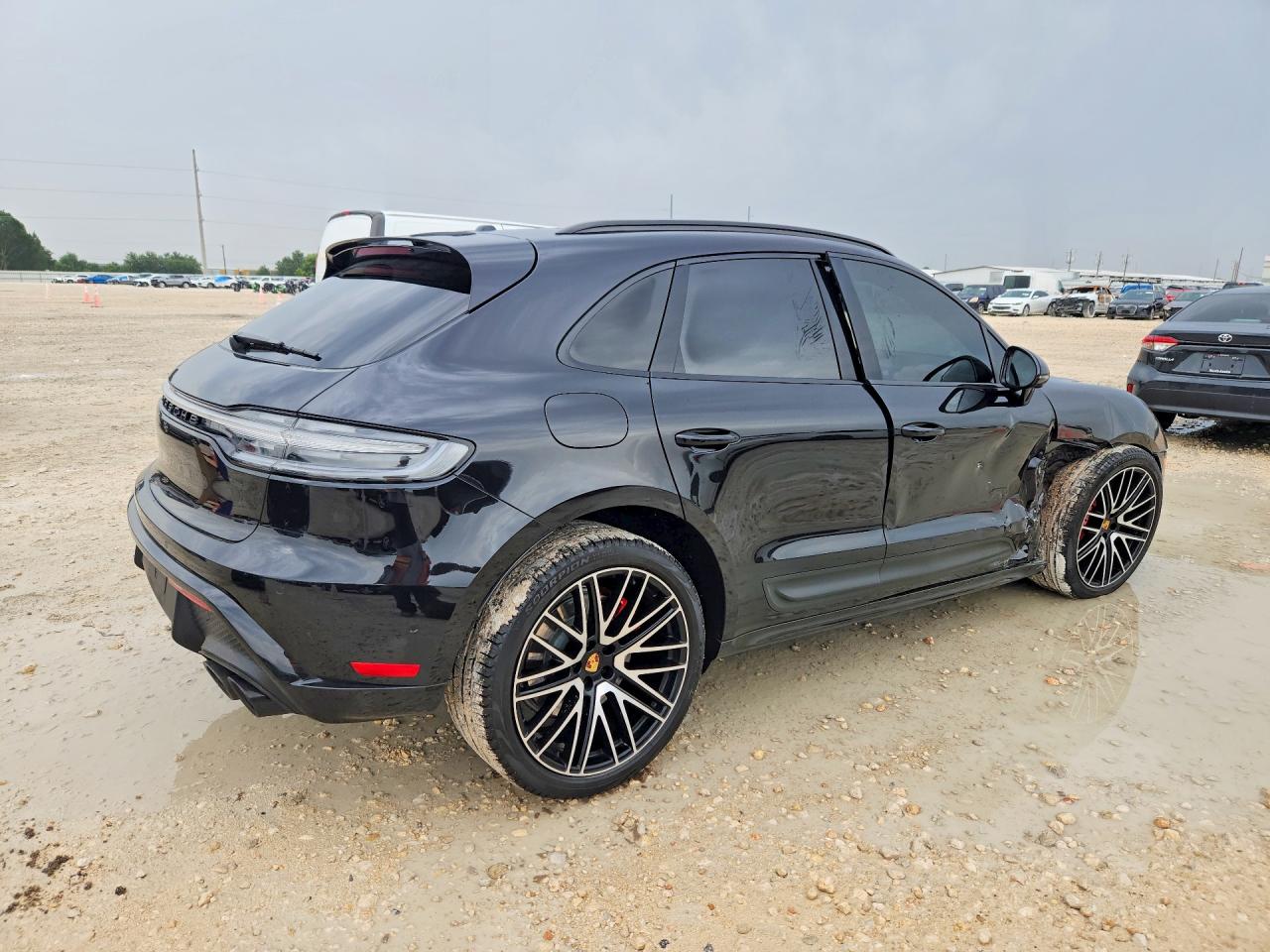 2023 PORSCHE MACAN GTS