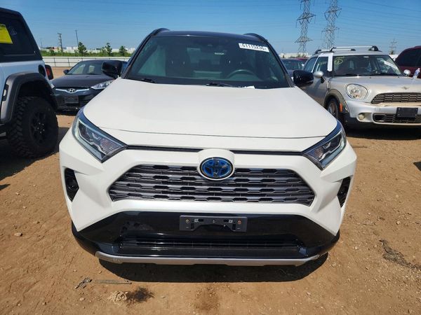 2020 TOYOTA RAV4 XSE HV