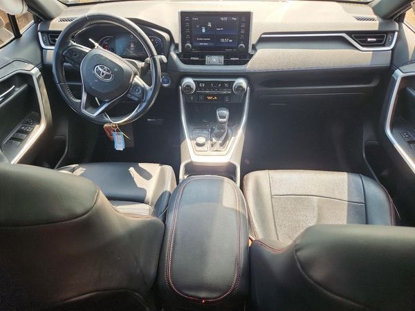 2020 TOYOTA RAV4 XSE HV
