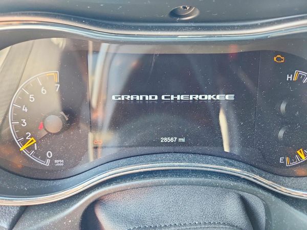 2021 JEEP GRAND CHEROKEE LAREDO 4X4
