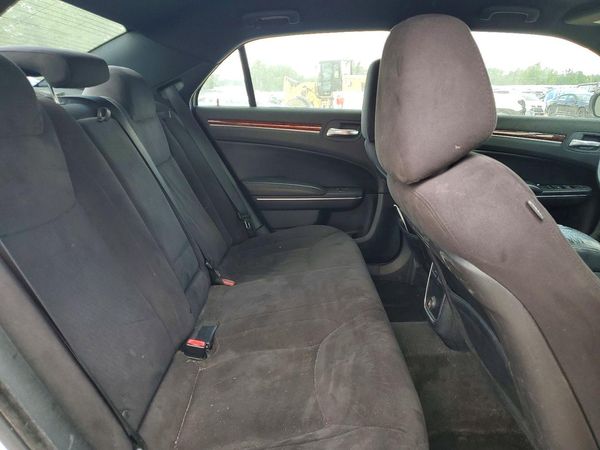 2012 CHRYSLER 300