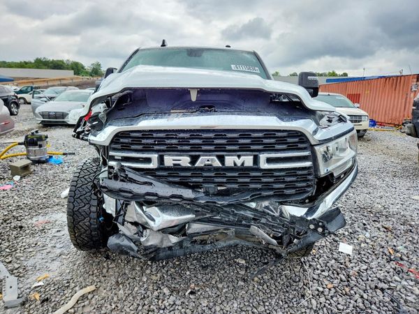 2024 RAM 2500 BIG HORN CREW CAB 4X4
